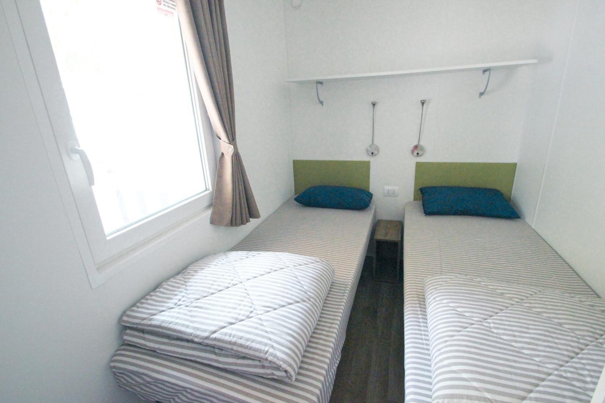 Happy Camp Mobile Homes In Camping Village Free Time مارينا دي بيبونا المظهر الخارجي الصورة